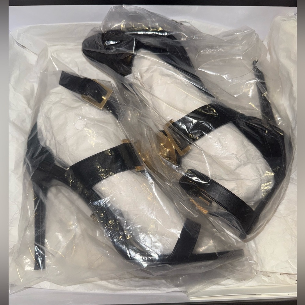 Versace stilettos - Picture 4 of 13
